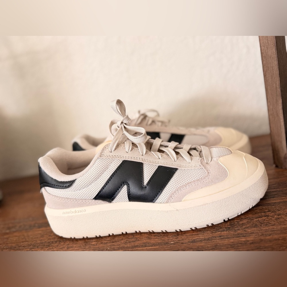 New Balance CT302 Moonbeam/Black 7 US is M) one time used only - Picture 13 of 16